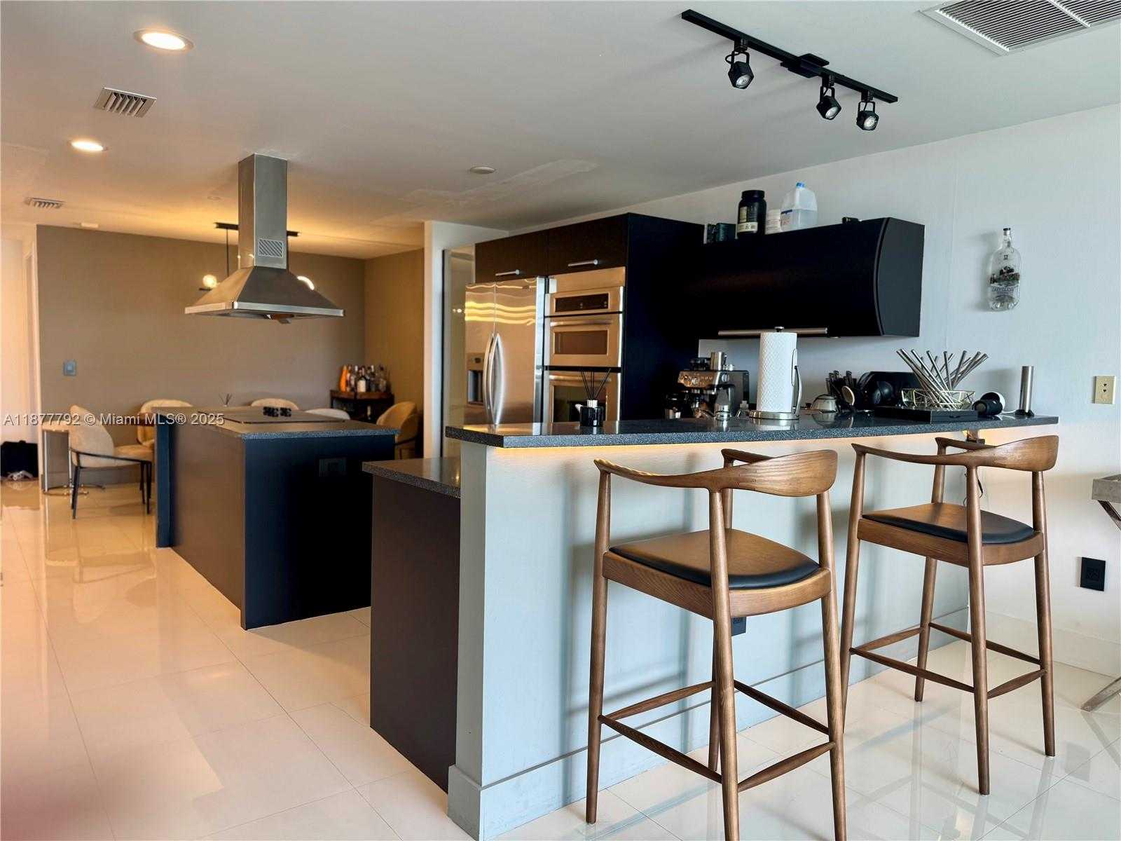 Small Image of 2950 NORTH EAST 188TH ST #443, Aventura Number 11