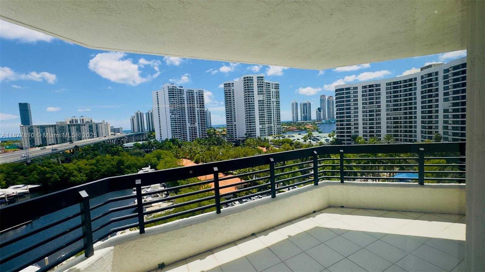 Small Image of 3500 MYSTIC POINTE DR #1107, Aventura Number 21