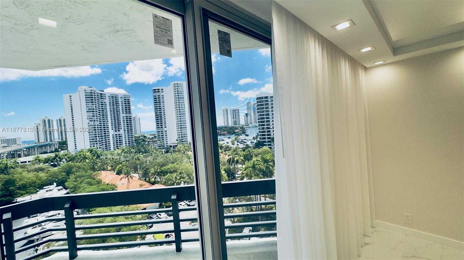 Small Image of 3500 MYSTIC POINTE DR #1107, Aventura Number 22