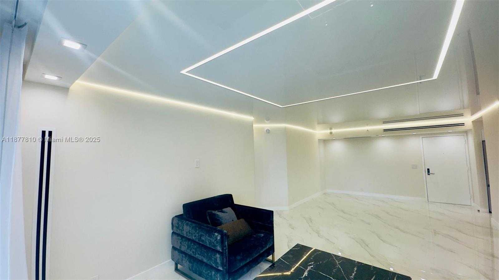 Small Image of 3500 MYSTIC POINTE DR #1107, Aventura Number 3