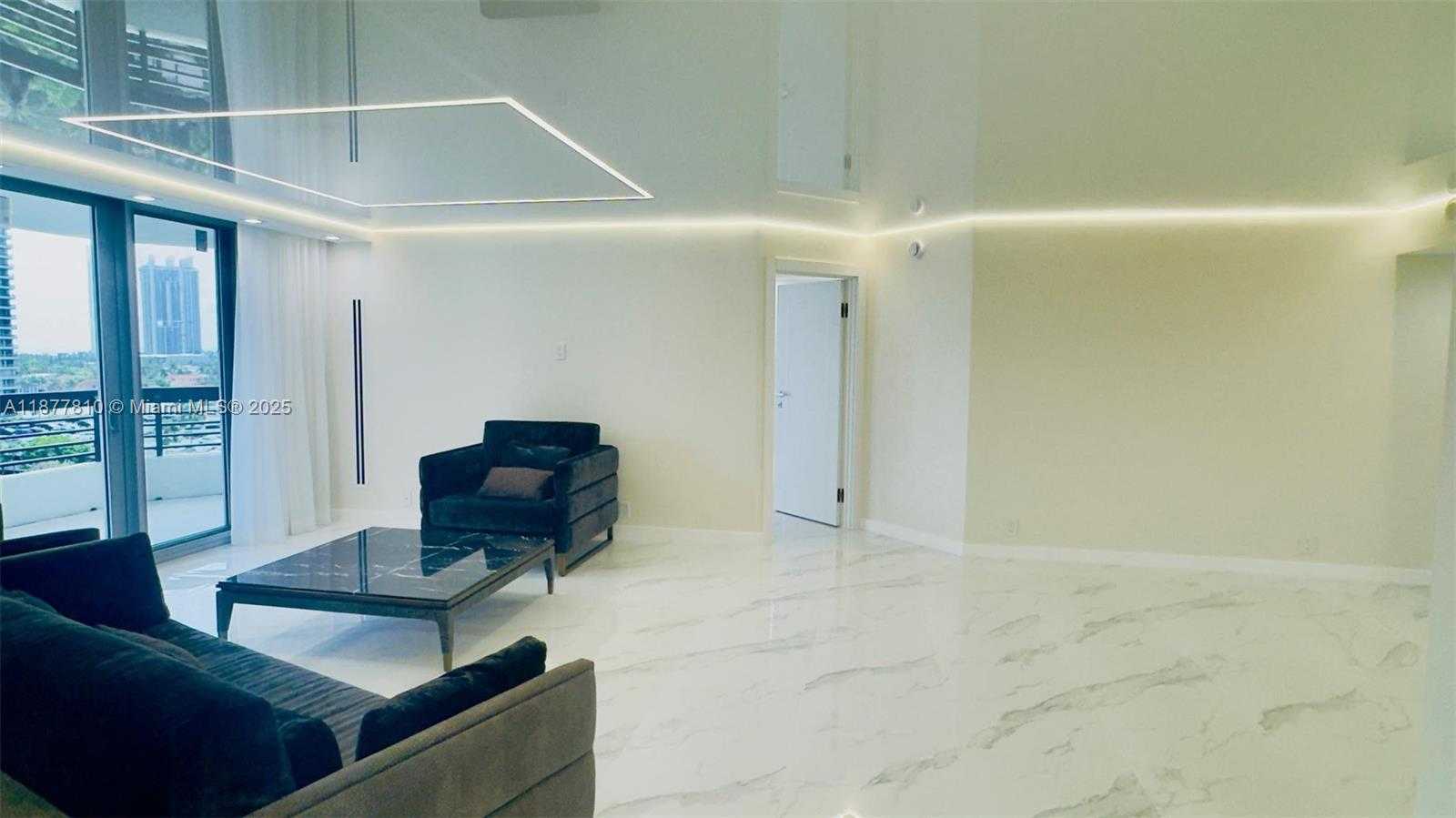 Small Image of 3500 MYSTIC POINTE DR #1107, Aventura Number 5