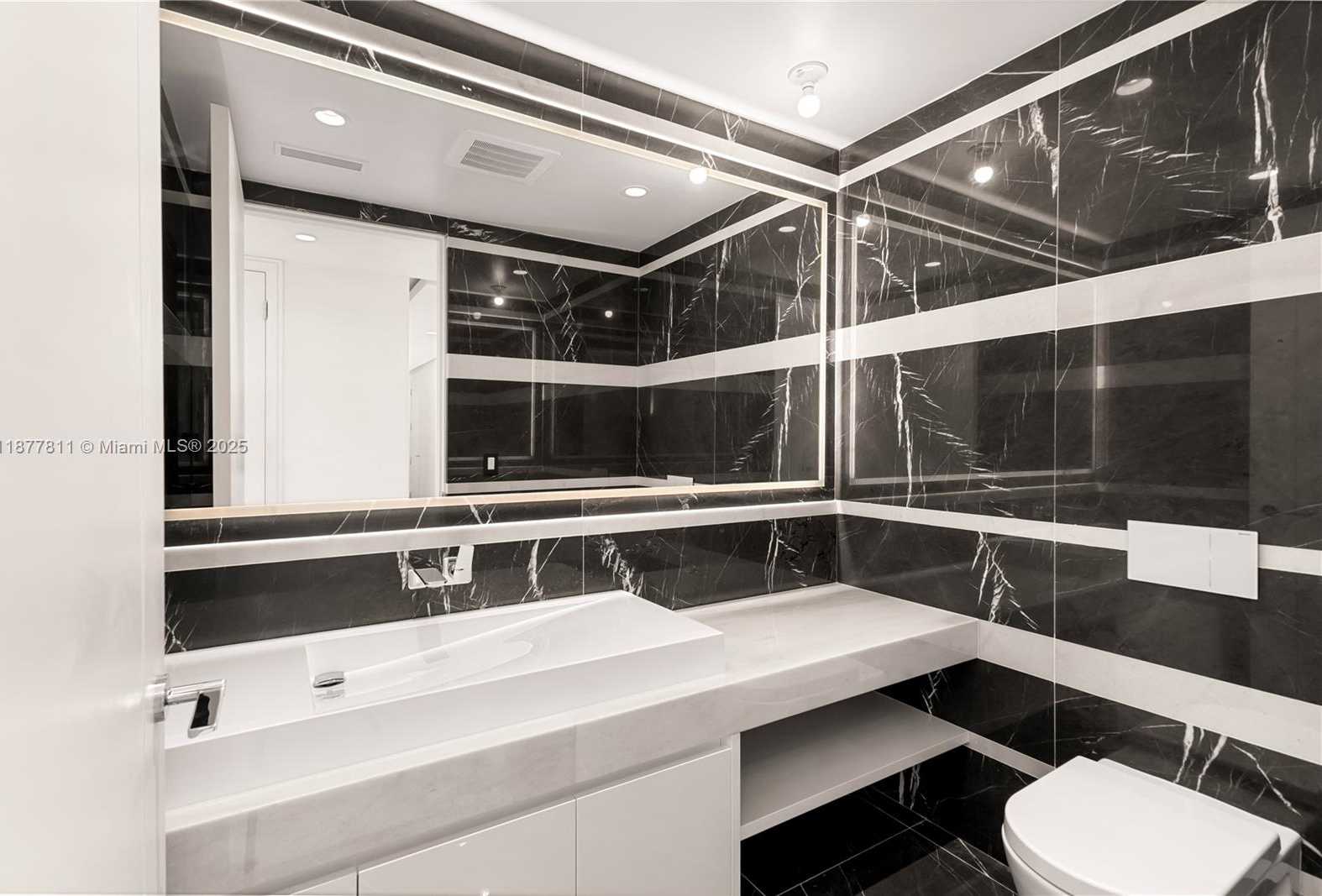 Small Image of 17975 COLLINS AVE #N-1802, Sunny Isles Beach Number 26