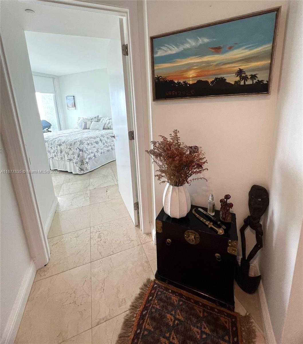 Small Image of 16400 COLLINS AVE #1545, Sunny Isles Beach Number 17