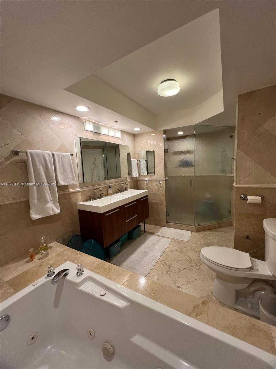 Small Image of 16400 COLLINS AVE #1545, Sunny Isles Beach Number 6