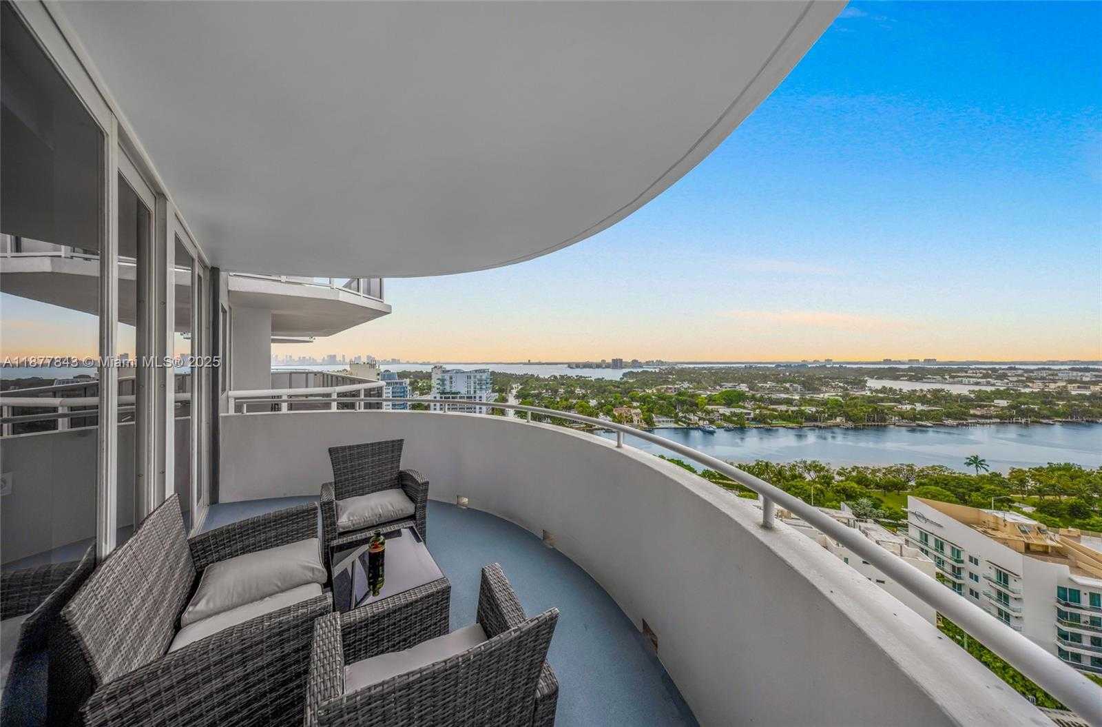 Small Image of 6301 COLLINS AVE #2107, Miami Beach Number 27