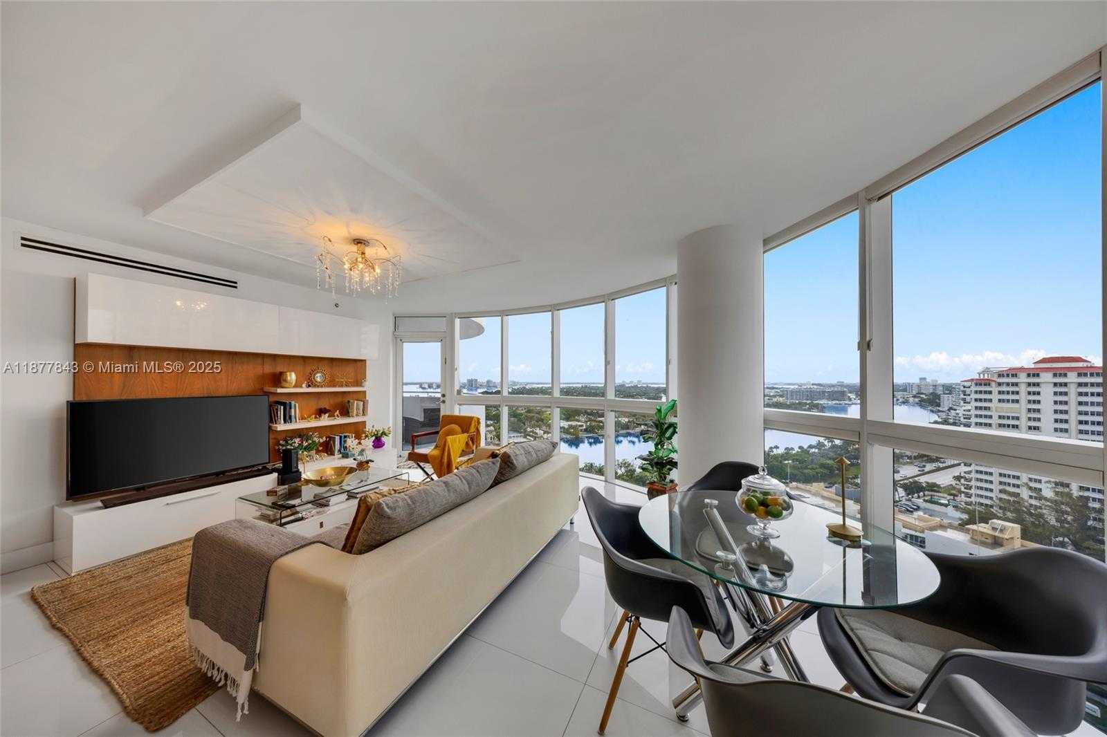 Small Image of 6301 COLLINS AVE #2107, Miami Beach Number 3