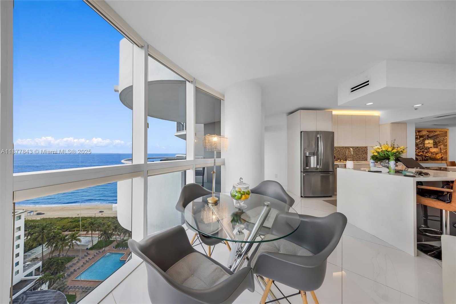 Small Image of 6301 COLLINS AVE #2107, Miami Beach Number 7