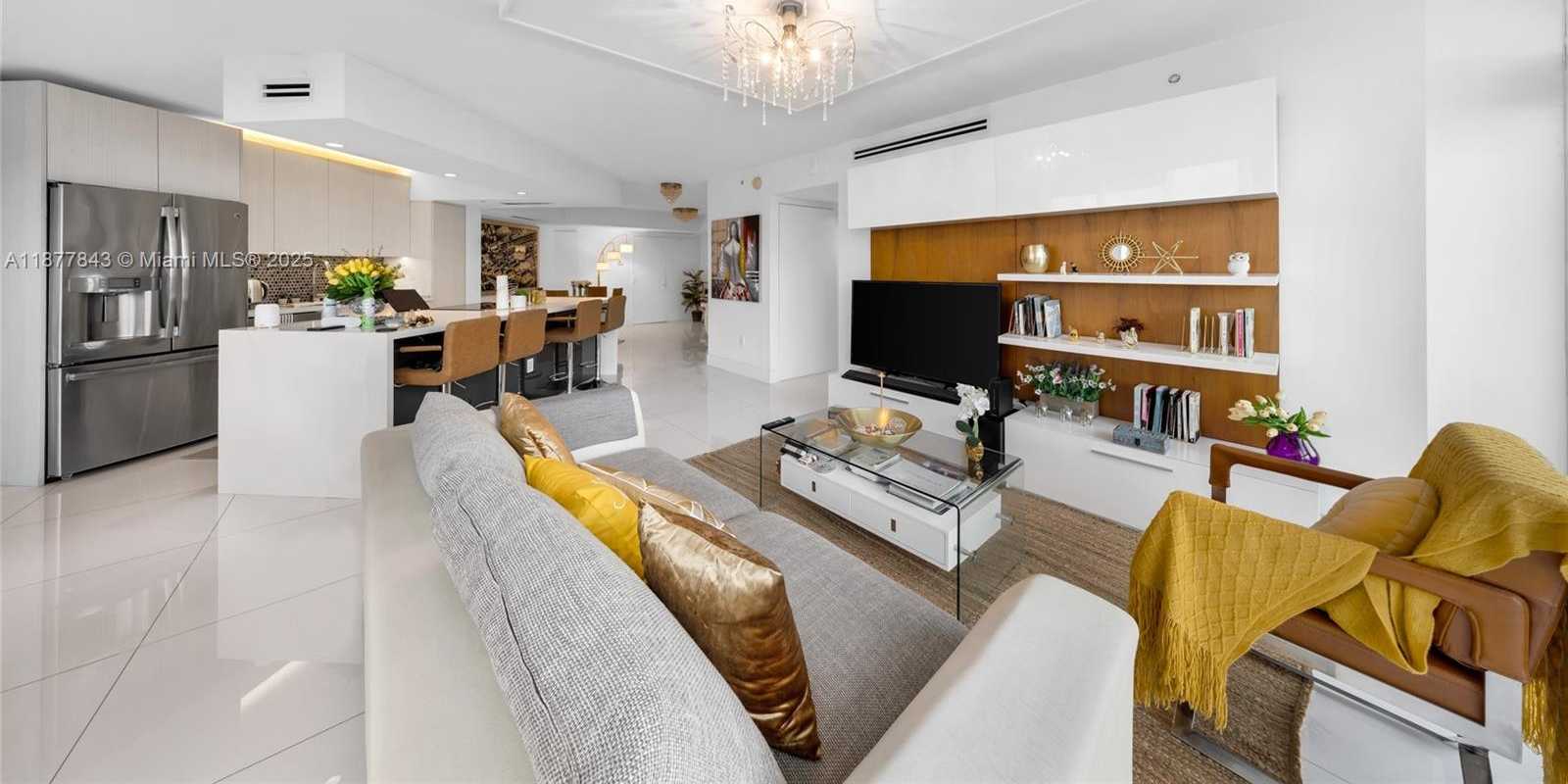 Small Image of 6301 COLLINS AVE #2107, Miami Beach Number 9