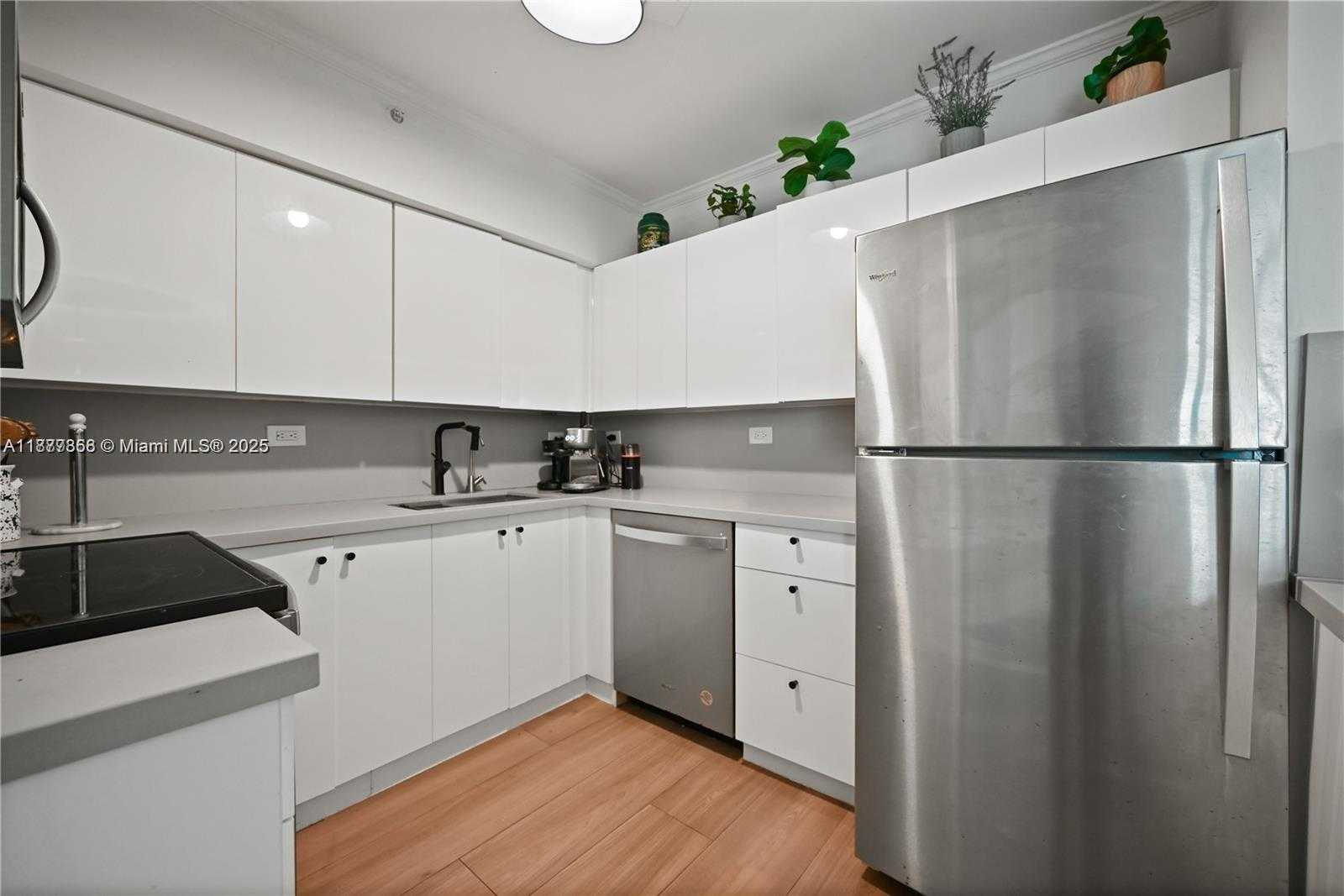 Small Image of 1500 BAY RD #328S, Miami Beach Number 28