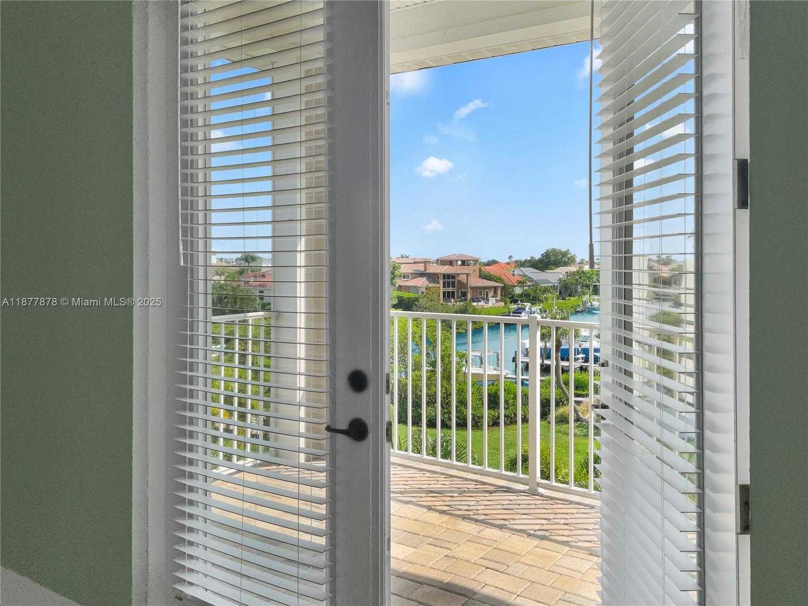 Small Image of 1340 APOLLO BEACH, Other City - In The State Of Florida Number 22