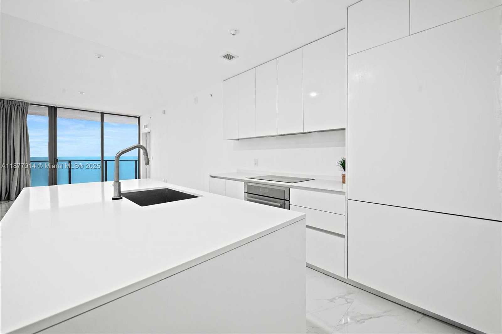 Small Image of 700 NORTH EAST 24TH #3404, Miami Number 15