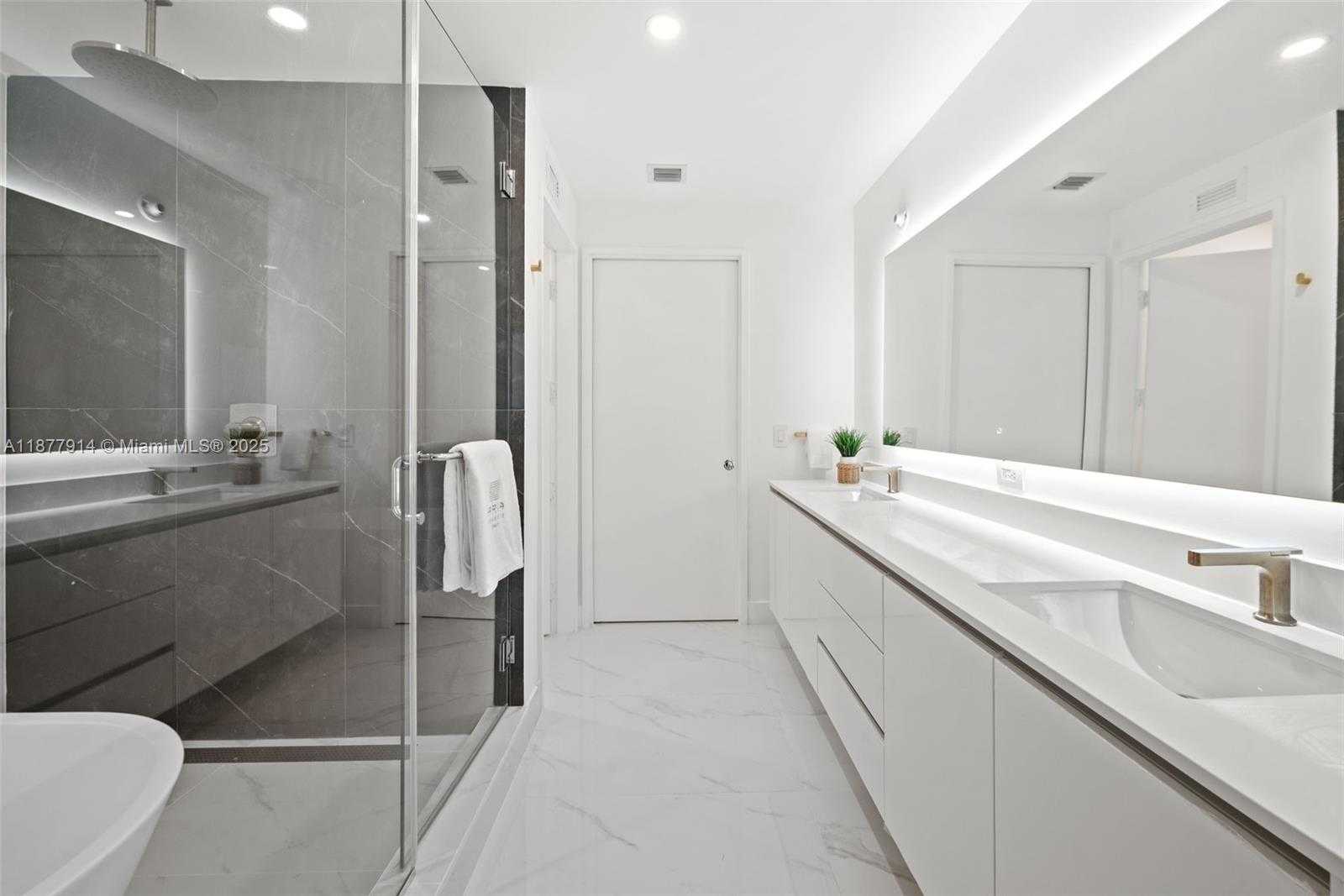 Small Image of 700 NORTH EAST 24TH #3404, Miami Number 22