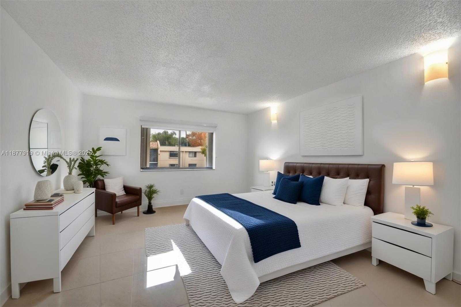Small Image of 398 LAKEVIEW DR #205, Weston Number 7