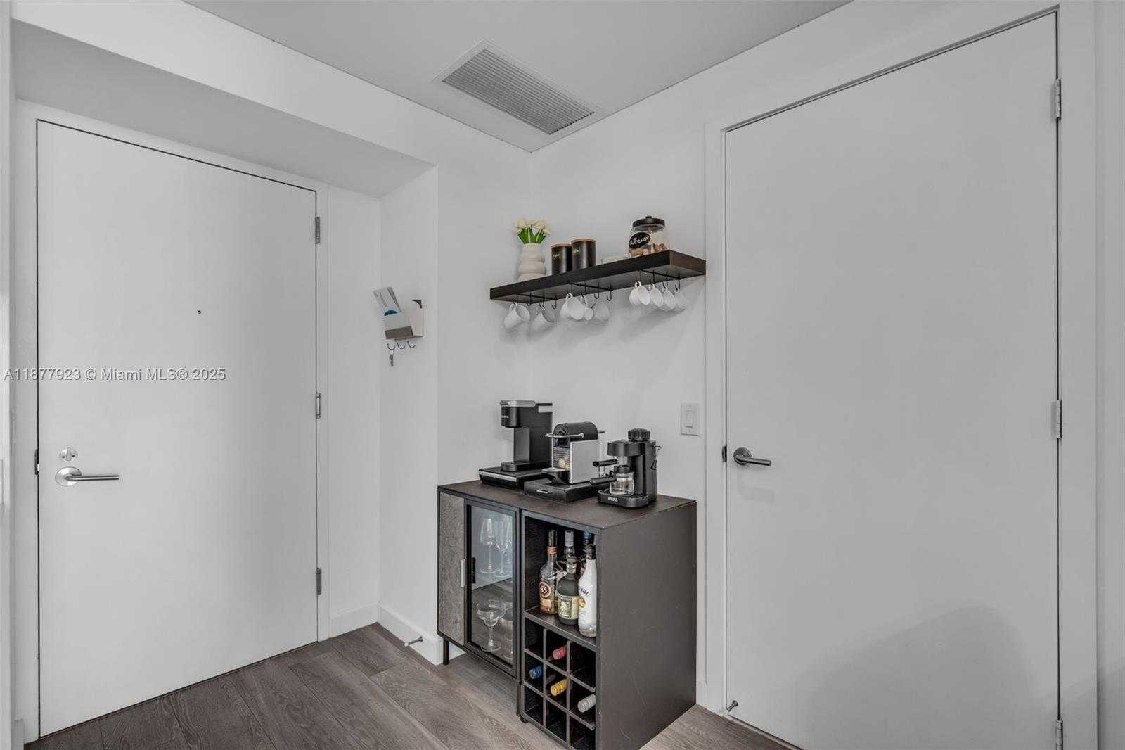 Small Image of 501 NORTH EAST 31ST ST #3704, Miami Number 14