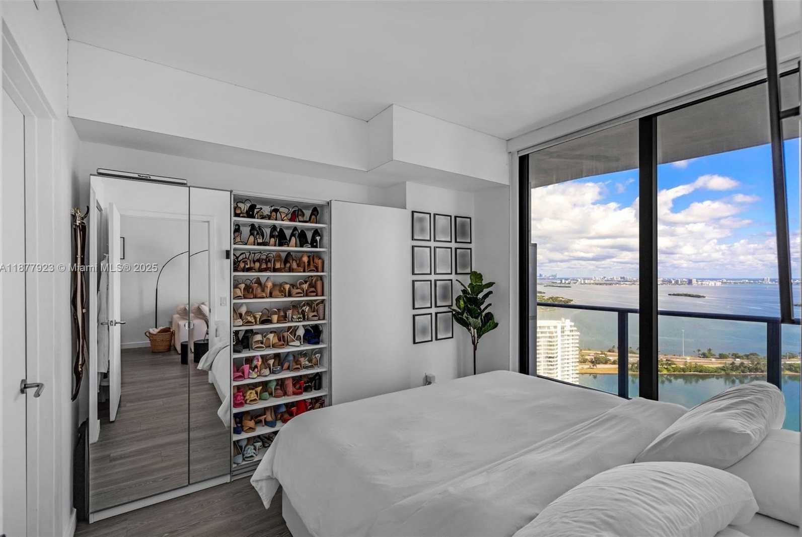 Small Image of 501 NORTH EAST 31ST ST #3704, Miami Number 22