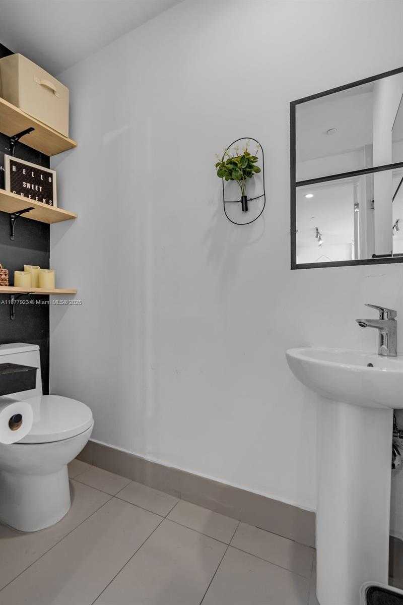 Small Image of 501 NORTH EAST 31ST ST #3704, Miami Number 29