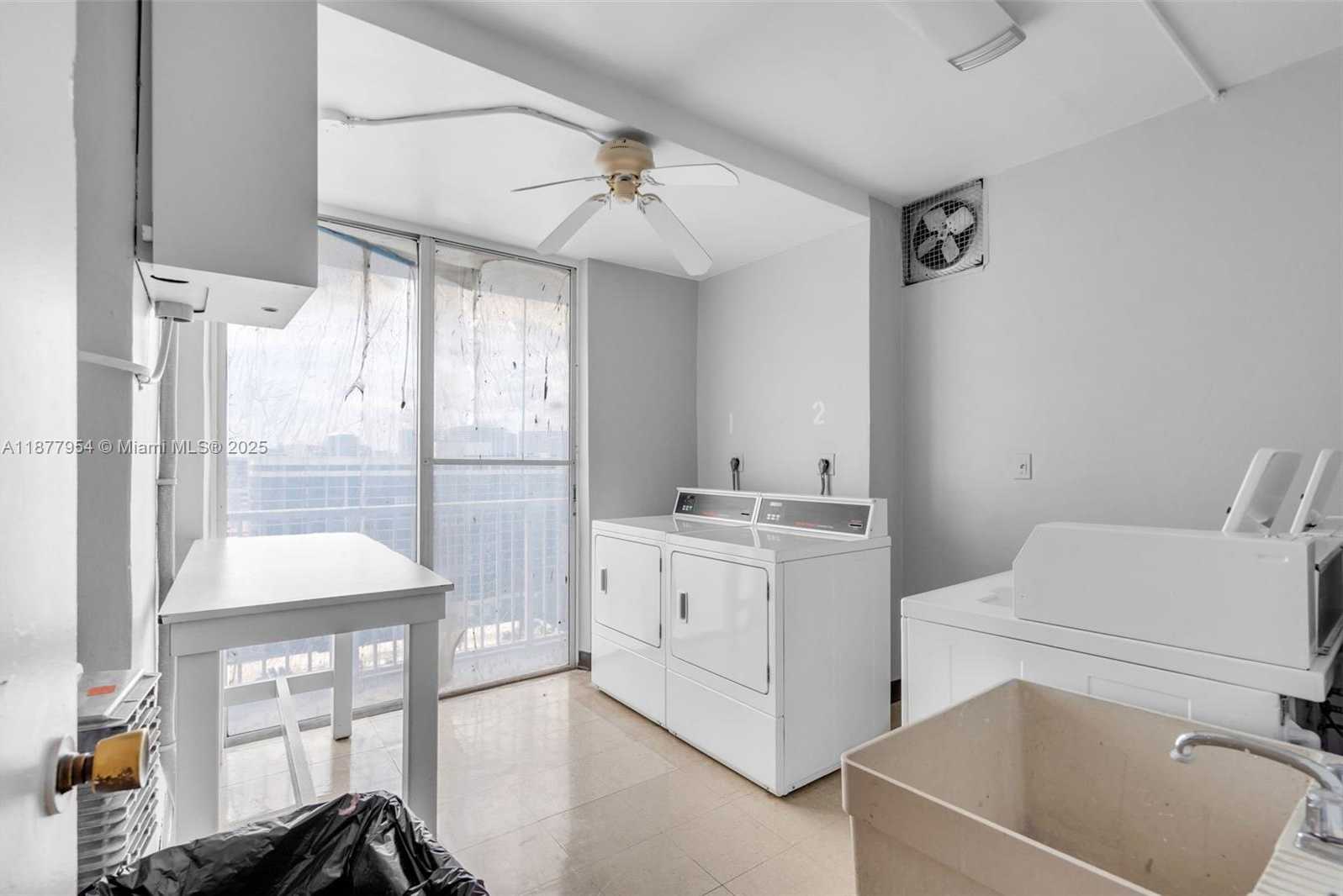 Small Image of 1965 SOUTH OCEAN DR #15B, Hallandale Beach Number 19