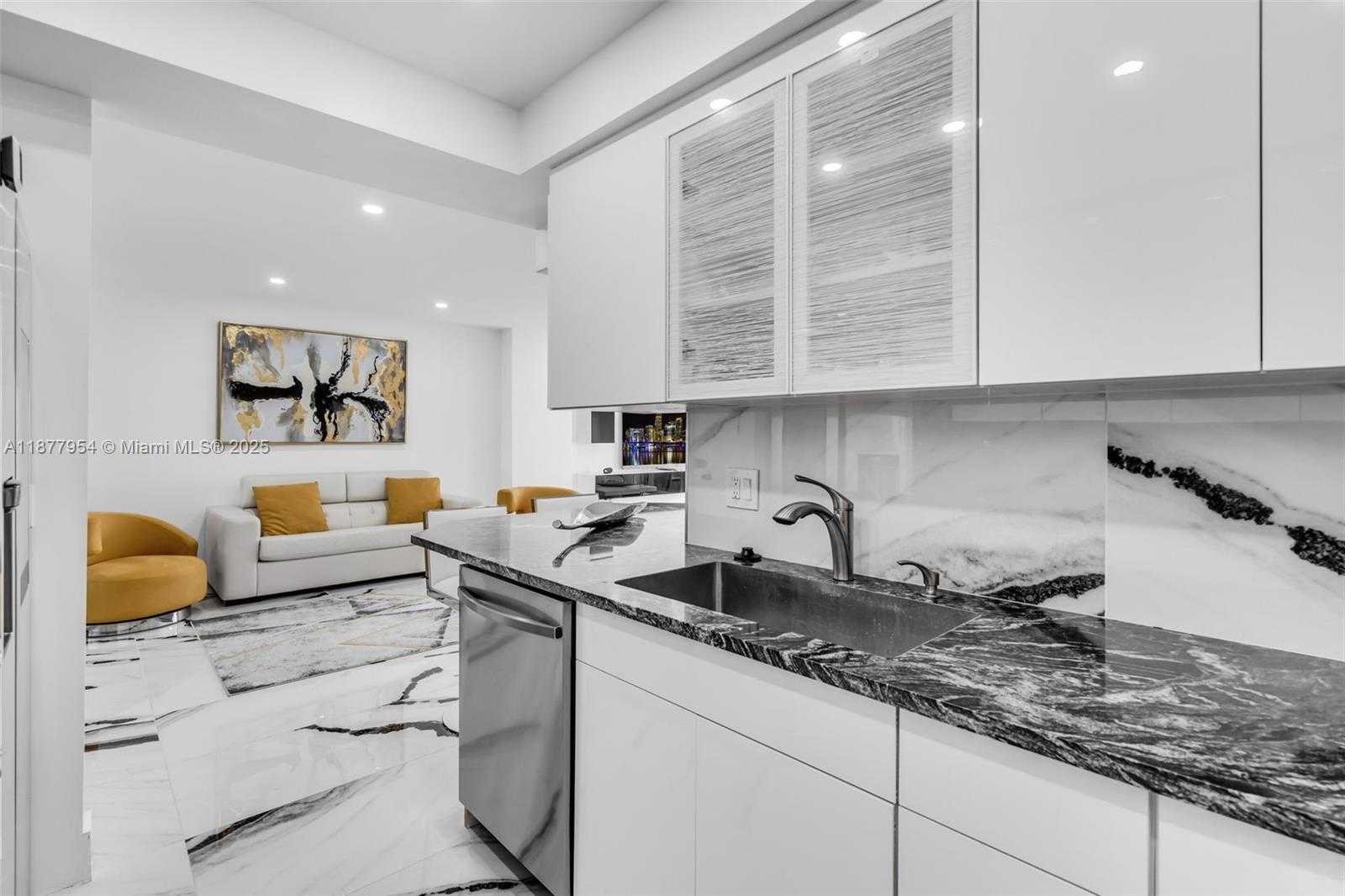 Small Image of 1965 SOUTH OCEAN DR #15B, Hallandale Beach Number 2
