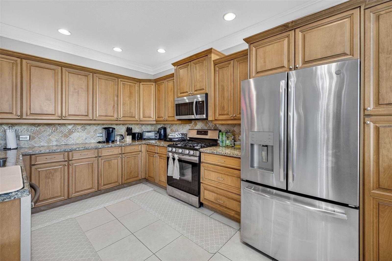 Small Image of 2925 NORTH WEST 126TH AVE #303-1, Sunrise Number 13