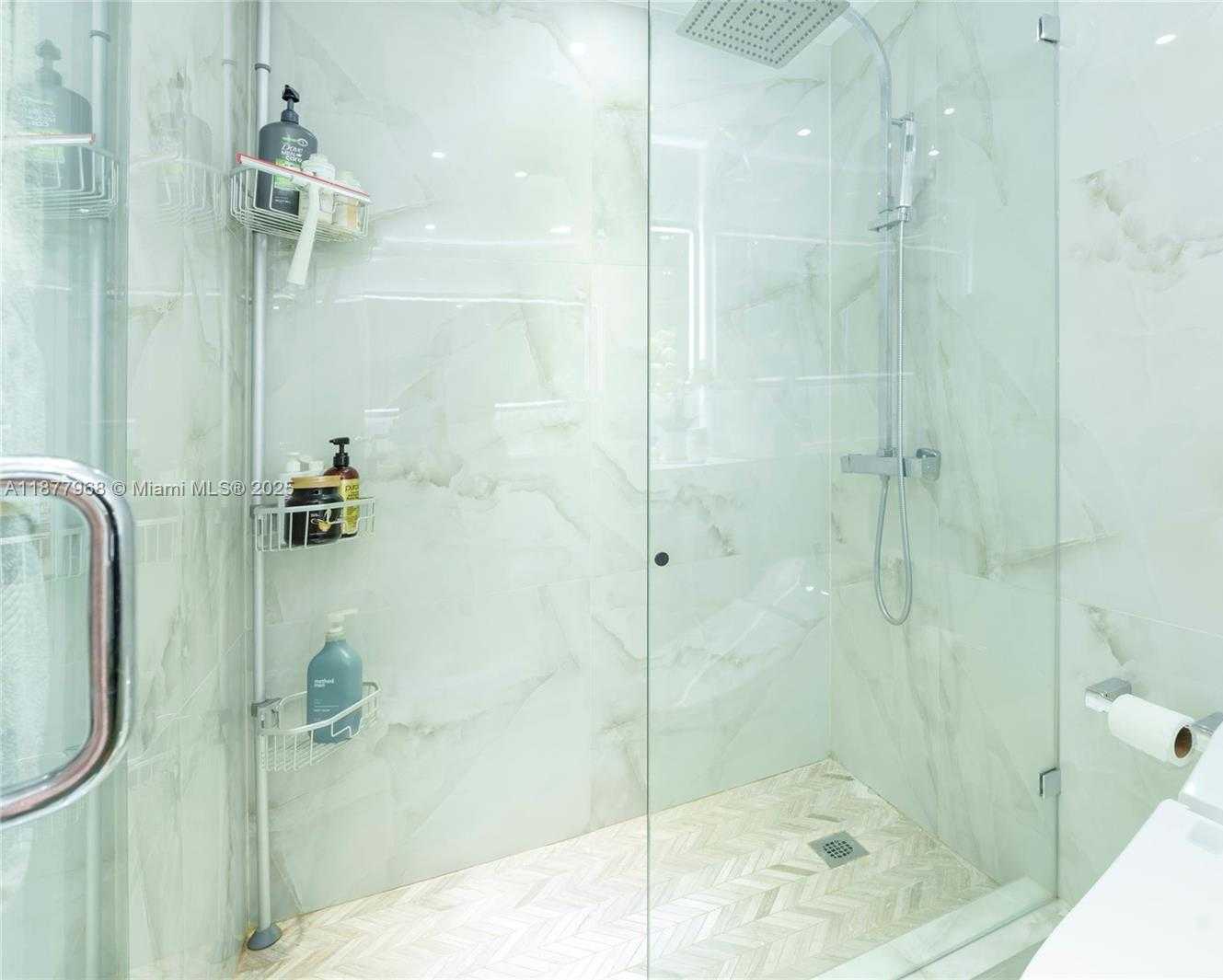 Small Image of 6770 INDIAN CREEK DR #15T, Miami Beach Number 8
