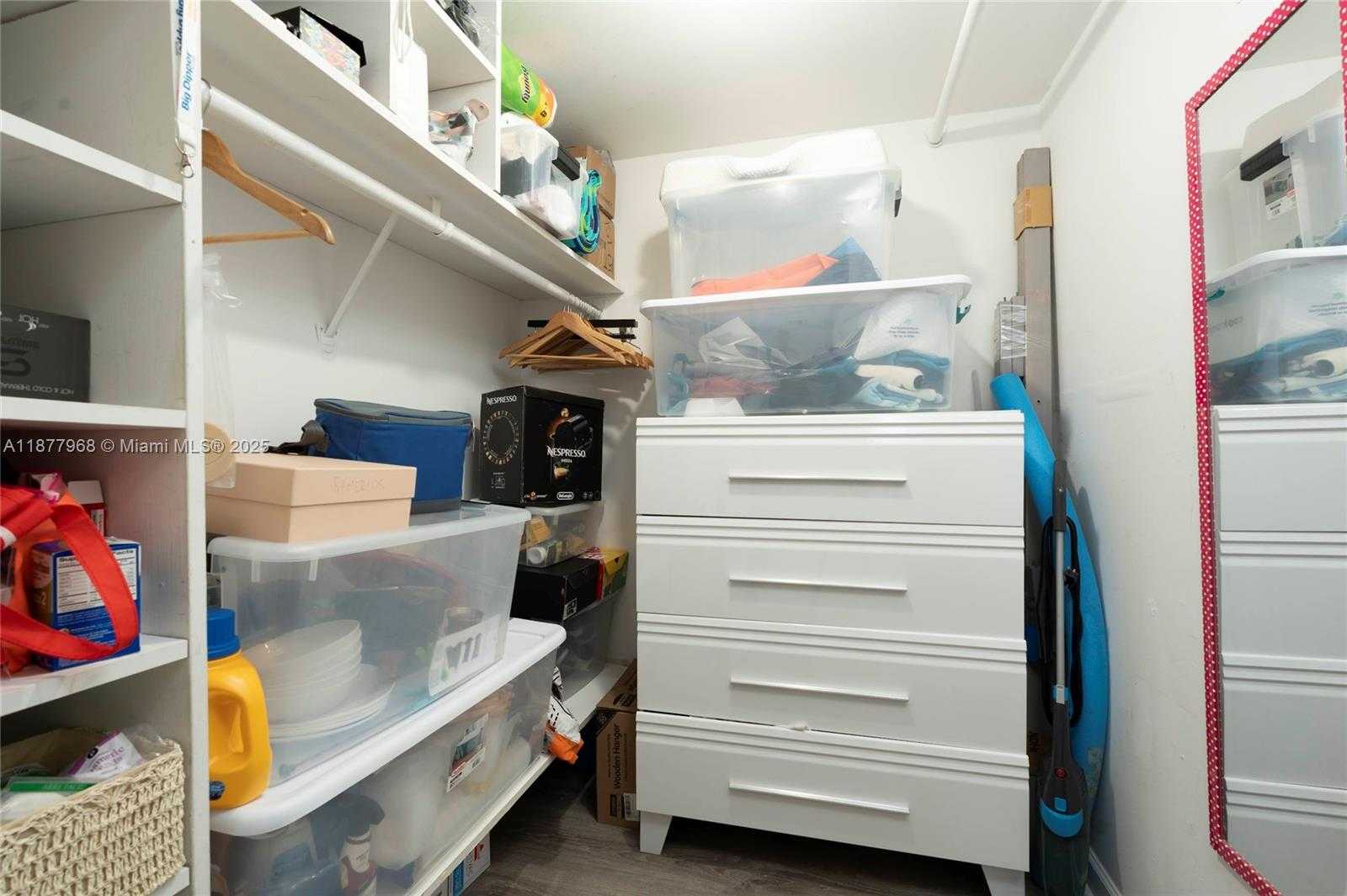 Small Image of 6770 INDIAN CREEK DR #15T, Miami Beach Number 9