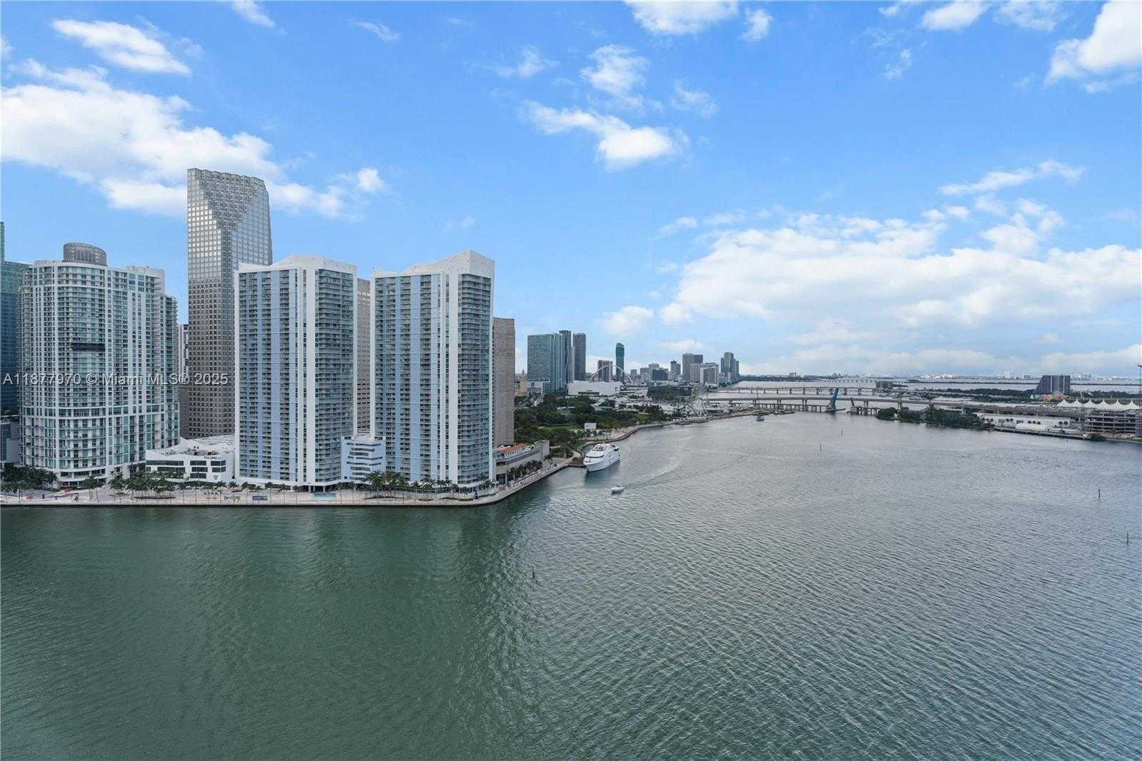 Small Image of 848 BRICKELL KEY DR #2502, Miami Number 2