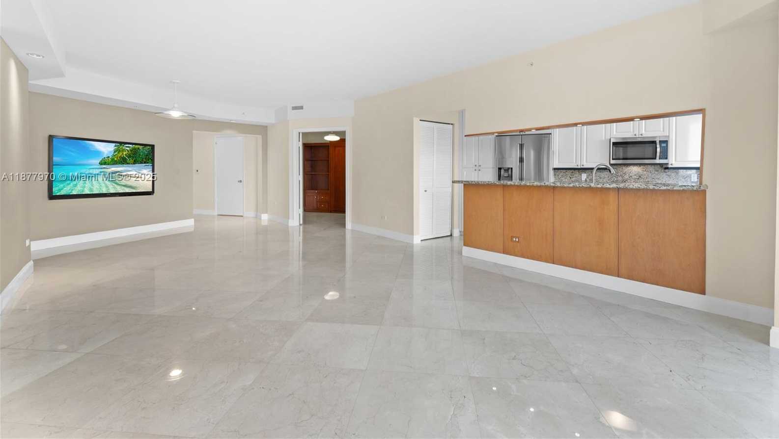 Small Image of 848 BRICKELL KEY DR #2502, Miami Number 6