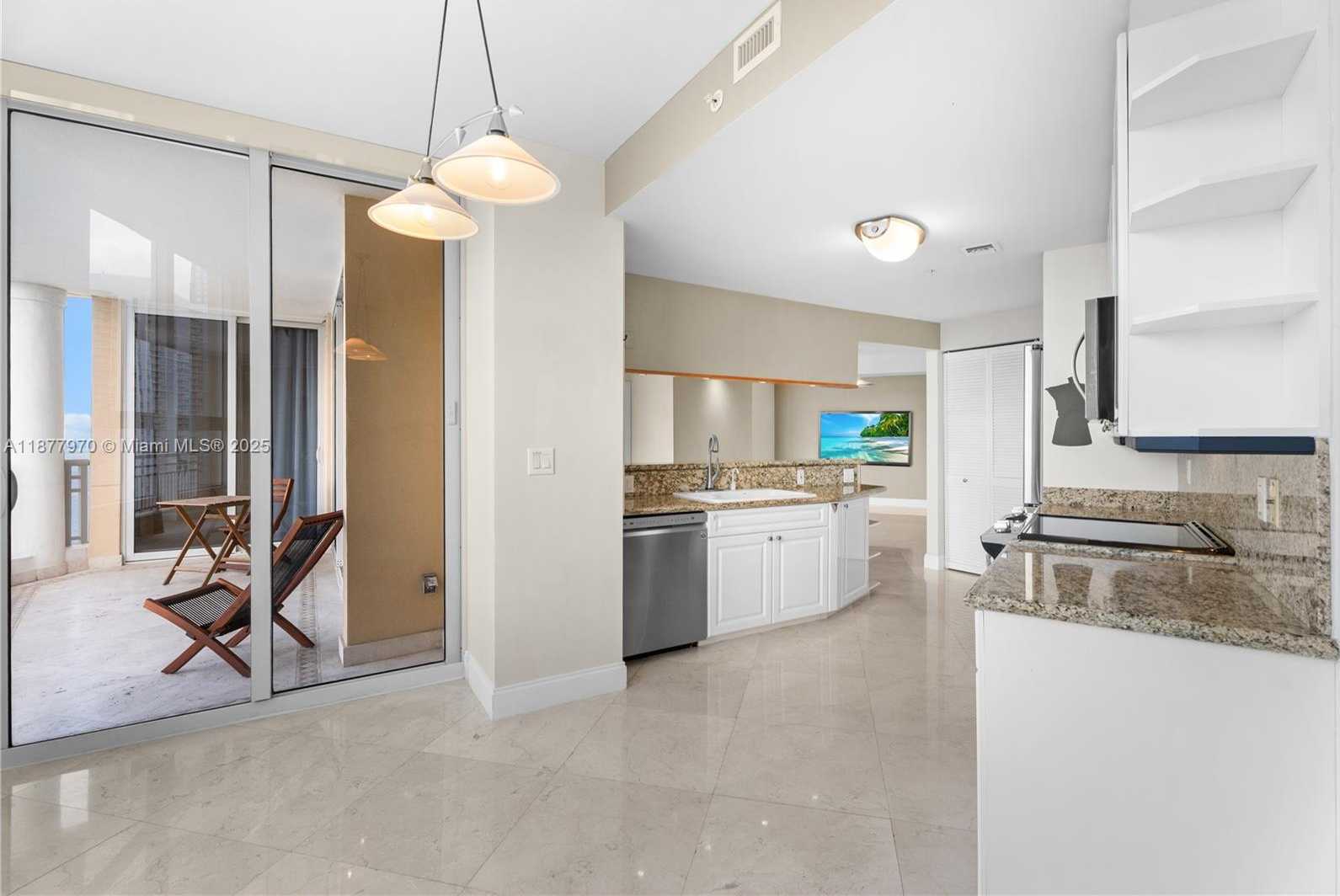 Small Image of 848 BRICKELL KEY DR #2502, Miami Number 8