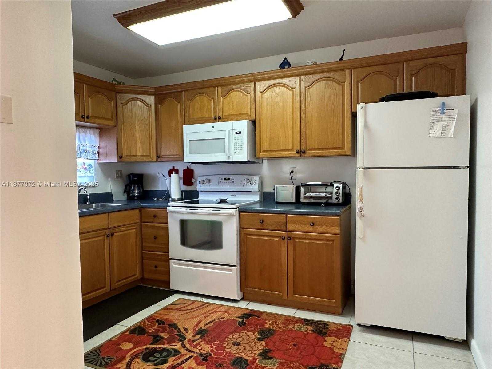 Small Image of 8901 EAST HOLLYBROOK BLVD #306, Pembroke Pines Number 16