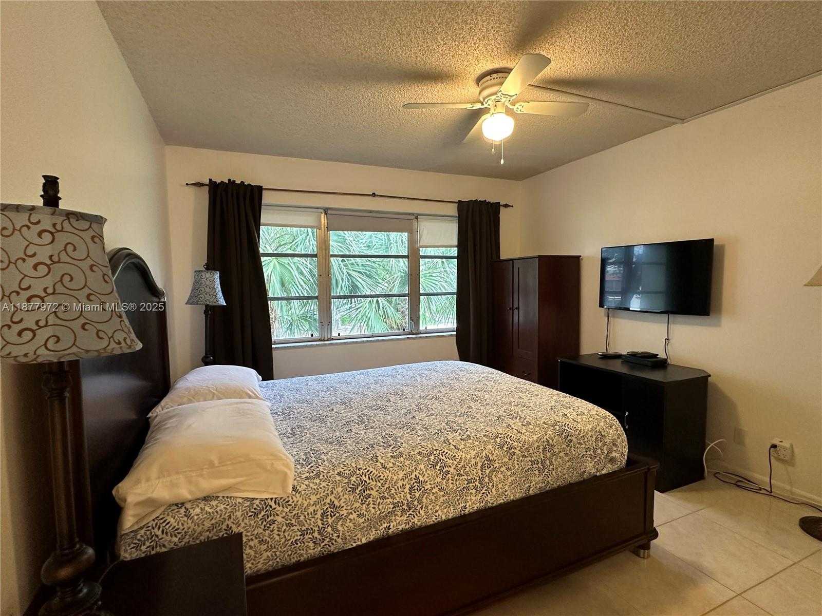 Small Image of 8901 EAST HOLLYBROOK BLVD #306, Pembroke Pines Number 20