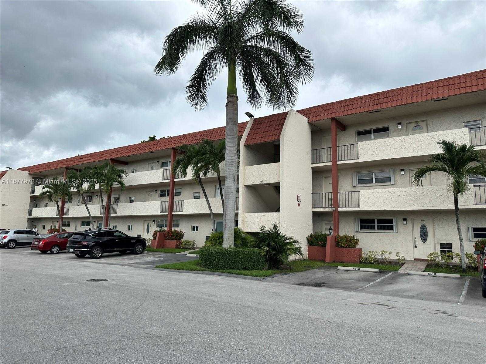 Small Image of 8901 EAST HOLLYBROOK BLVD #306, Pembroke Pines Number 3