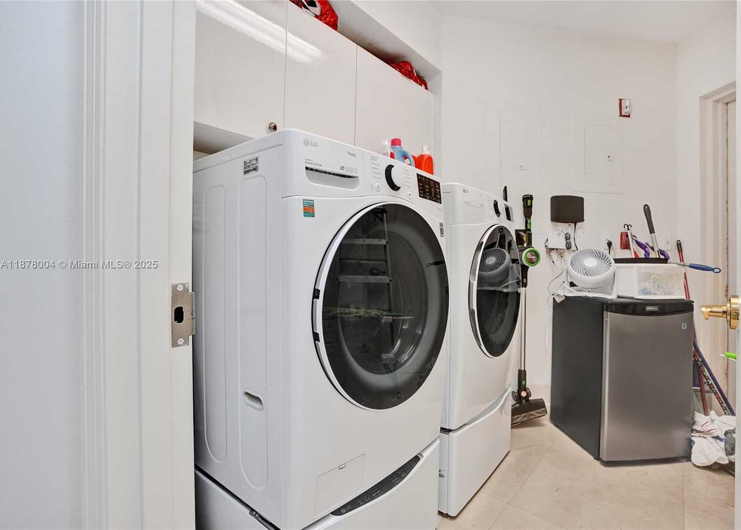 Small Image of 19111 COLLINS AVE #2101, Sunny Isles Beach Number 28