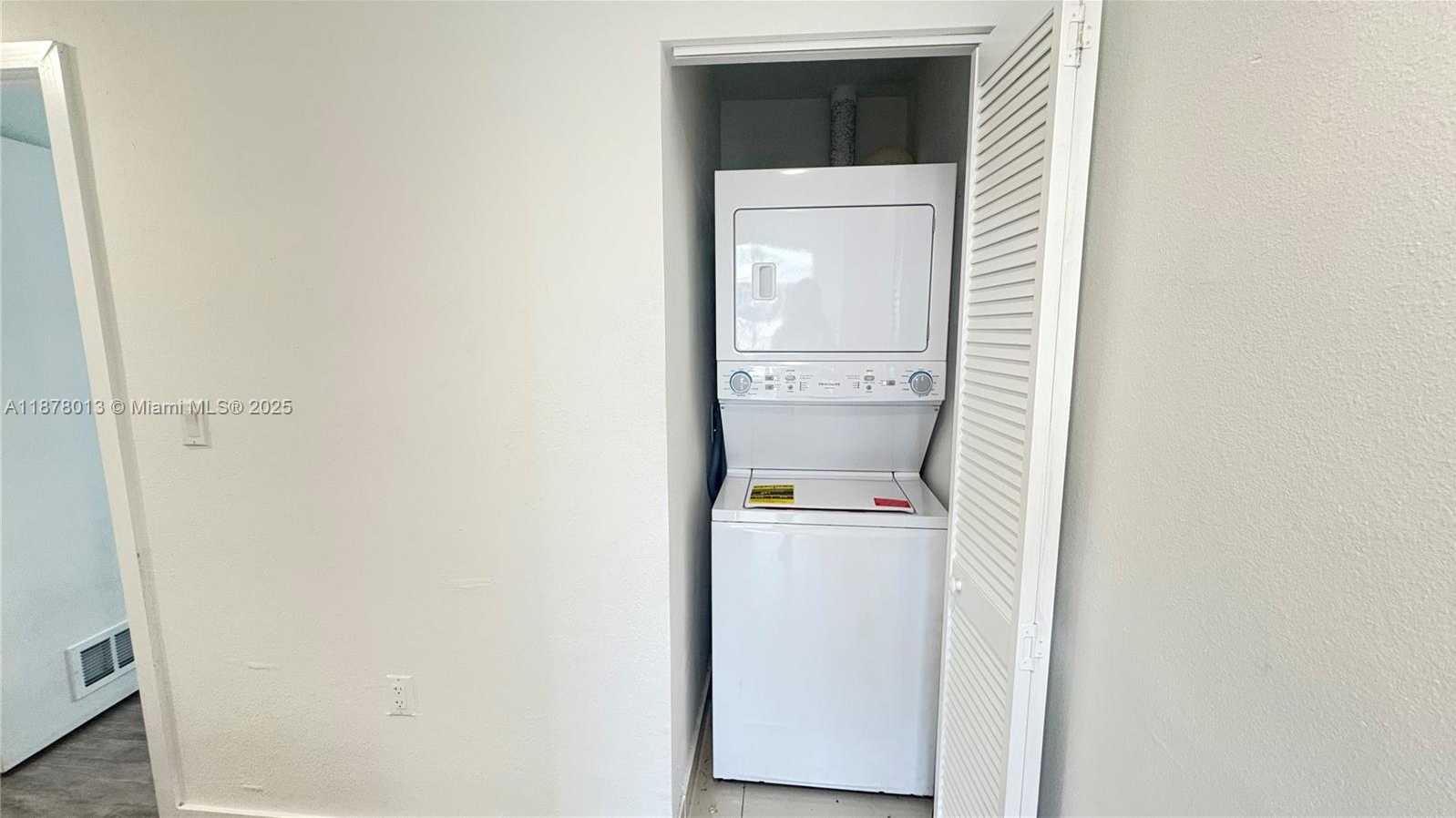 Small Image of 25874 SOUTH WEST 139TH CT, Homestead Number 10