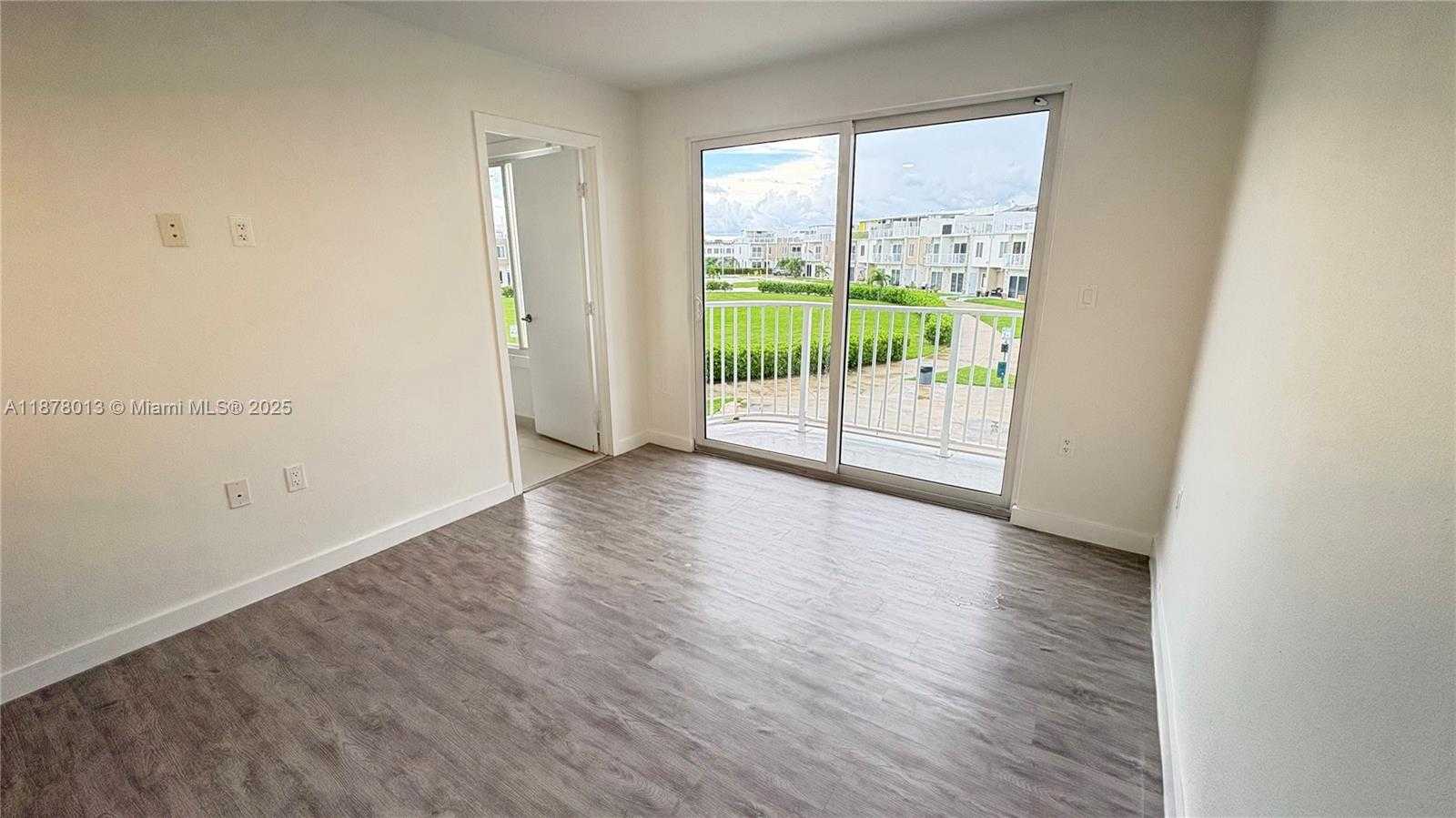 Small Image of 25874 SOUTH WEST 139TH CT, Homestead Number 5