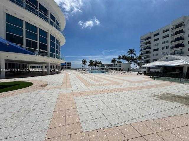Small Image of 5445 COLLINS AVE #1602, Miami Beach Number 18