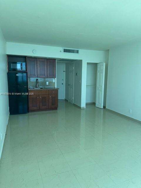 Small Image of 5445 COLLINS AVE #1602, Miami Beach Number 9