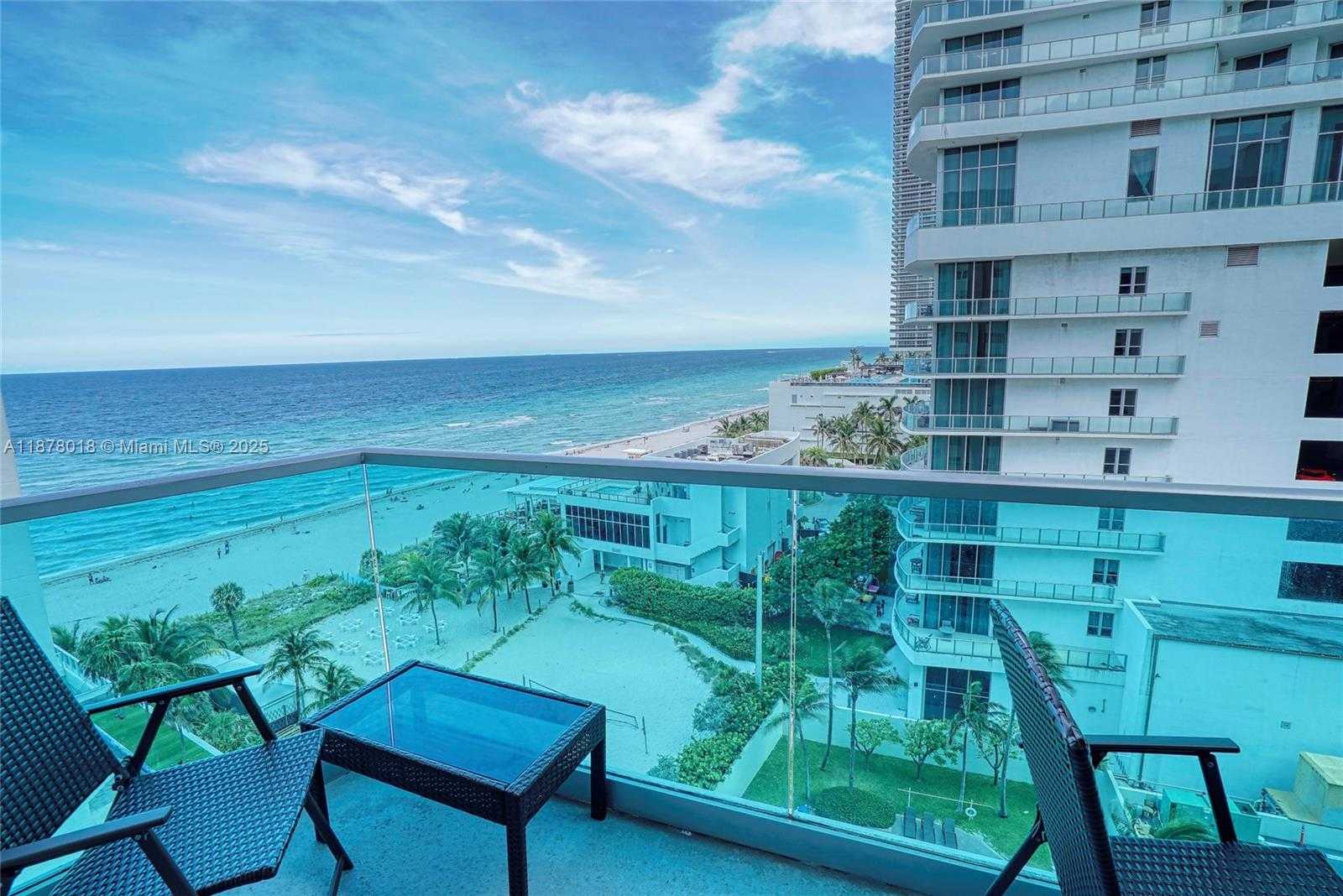 Small Image of 4001 SOUTH OCEAN DR #10R, Hollywood Number 2