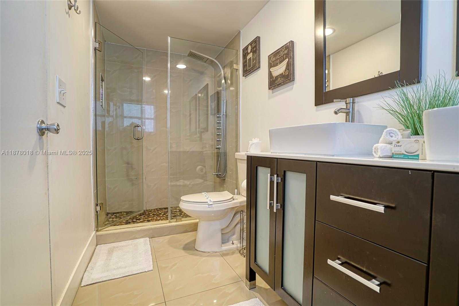 Small Image of 4001 SOUTH OCEAN DR #10R, Hollywood Number 9
