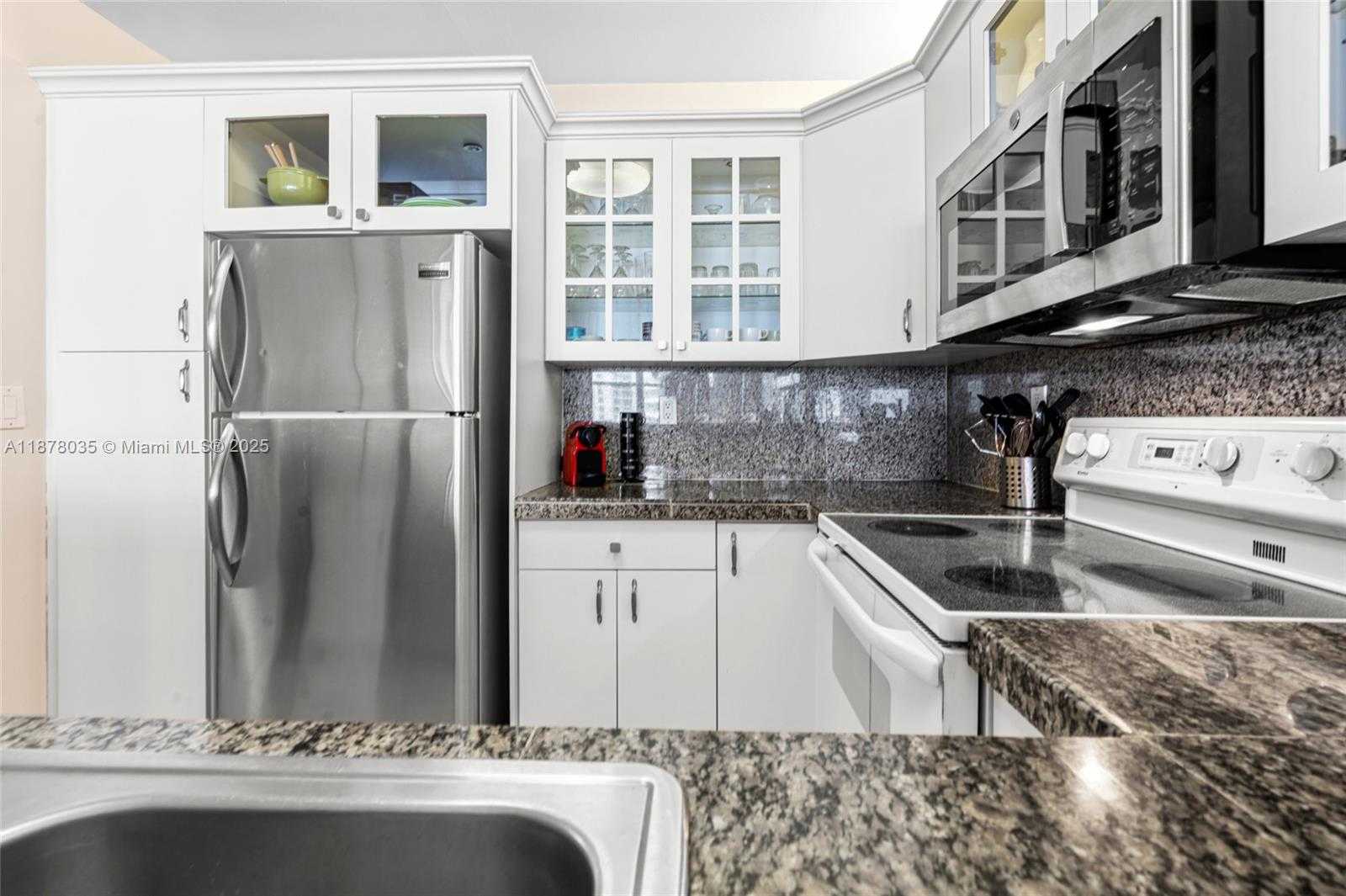Small Image of 3725 SOUTH OCEAN DR #1609, Hollywood Number 12