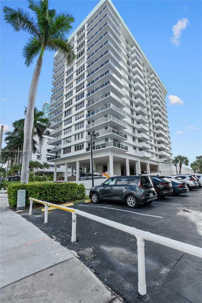 Small Image of 3725 SOUTH OCEAN DR #1609, Hollywood Number 3