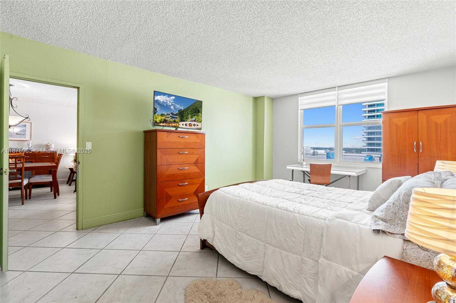 Small Image of 3725 SOUTH OCEAN DR #1609, Hollywood Number 37