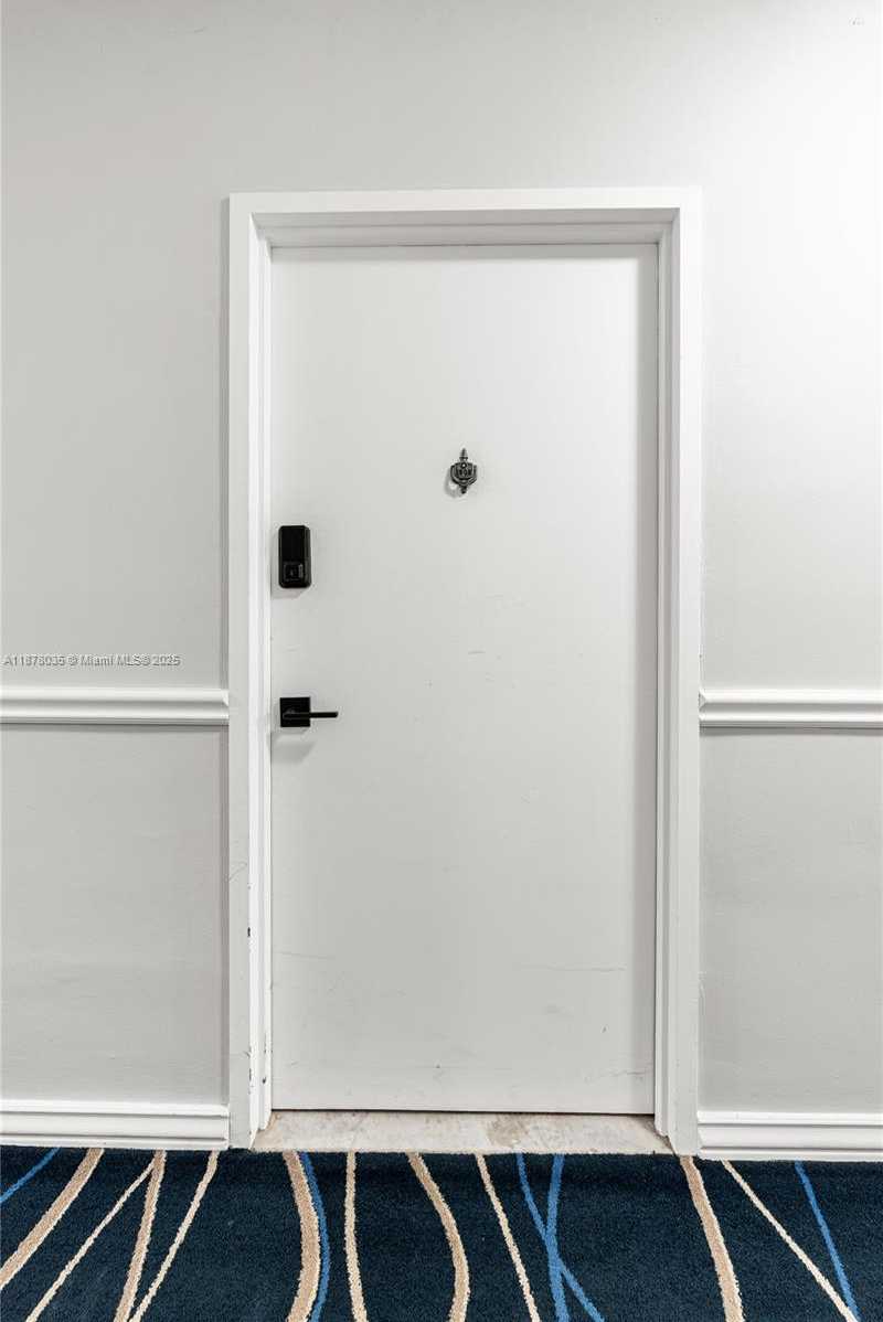 Small Image of 3725 SOUTH OCEAN DR #1609, Hollywood Number 7