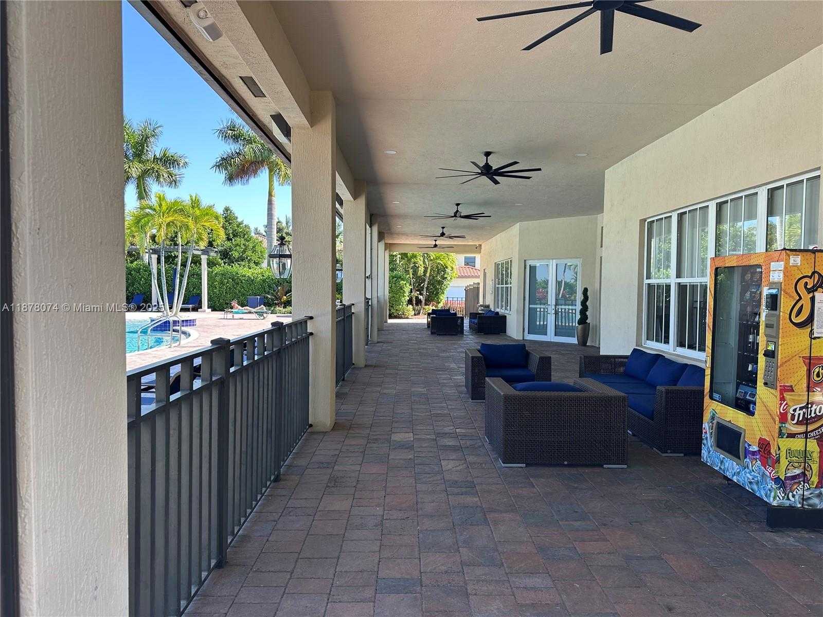 Small Image of 8938 WEST 35TH WAY, Hialeah Number 22