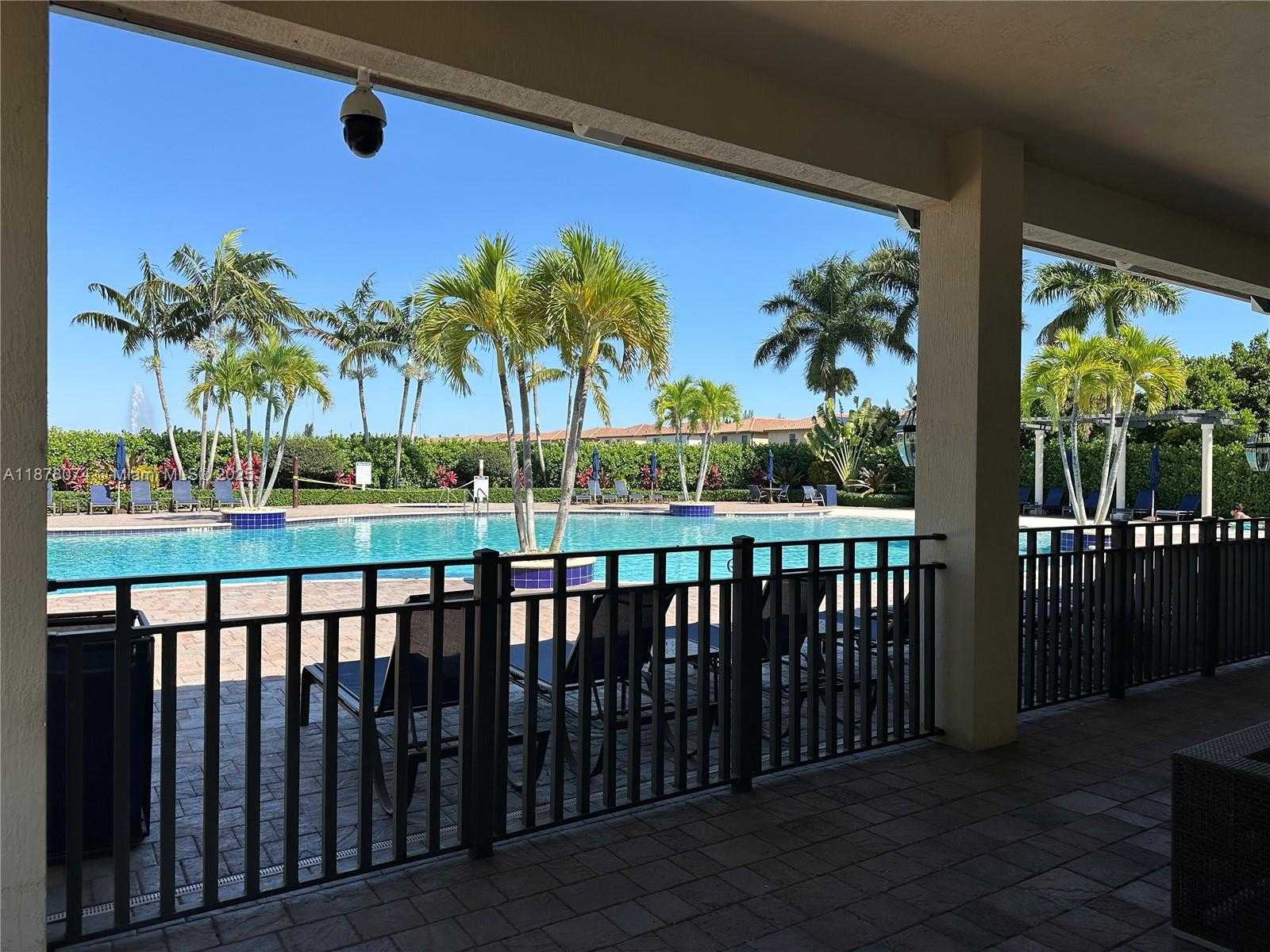Small Image of 8938 WEST 35TH WAY, Hialeah Number 23