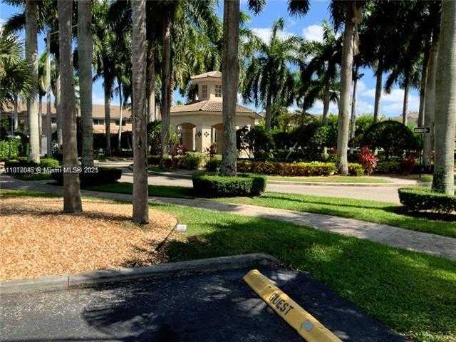 Small Image of 5725 NORTH WEST 114TH PATH #106, Doral Number 17