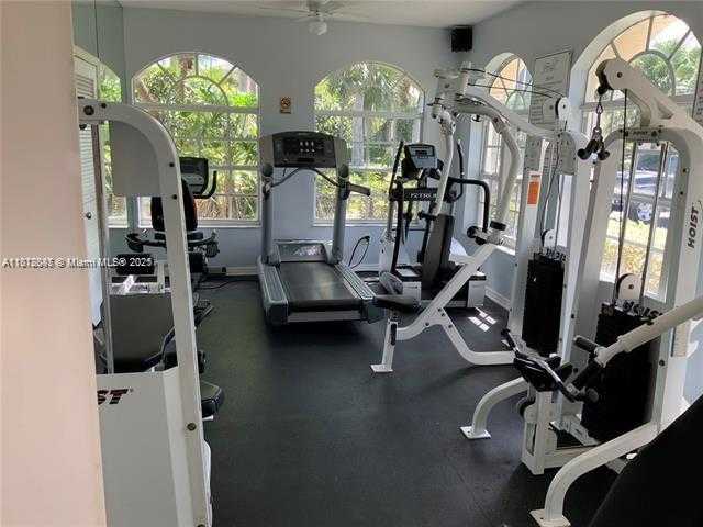Small Image of 5725 NORTH WEST 114TH PATH #106, Doral Number 18