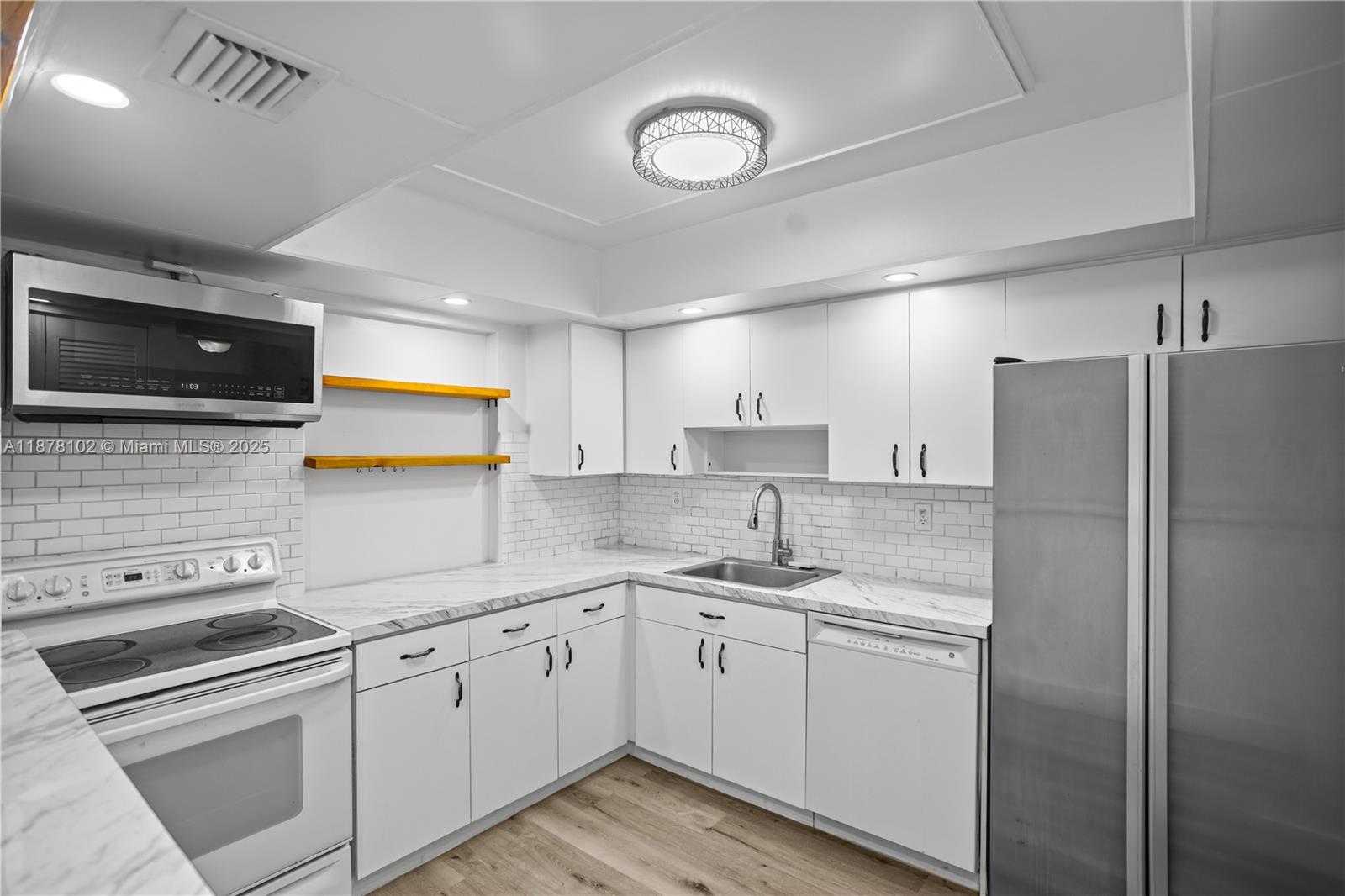 Small Image of 2101 ATLANTIC SHORES BLVD #107, Hallandale Beach Number 14