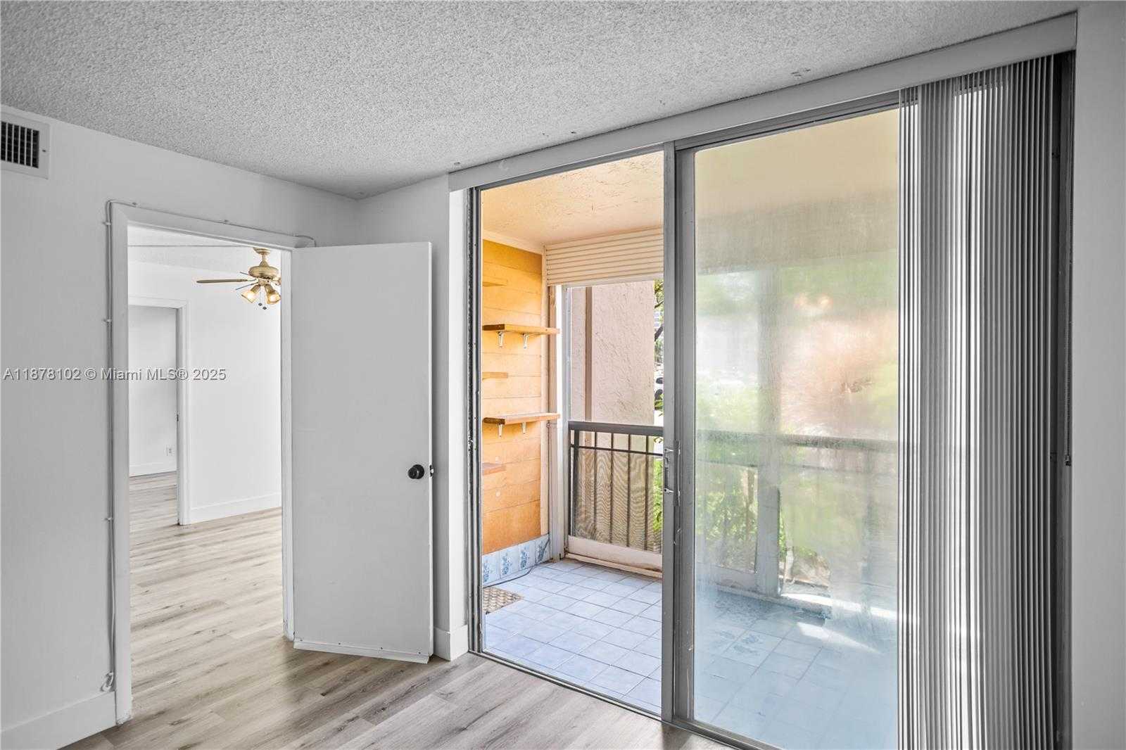 Small Image of 2101 ATLANTIC SHORES BLVD #107, Hallandale Beach Number 26