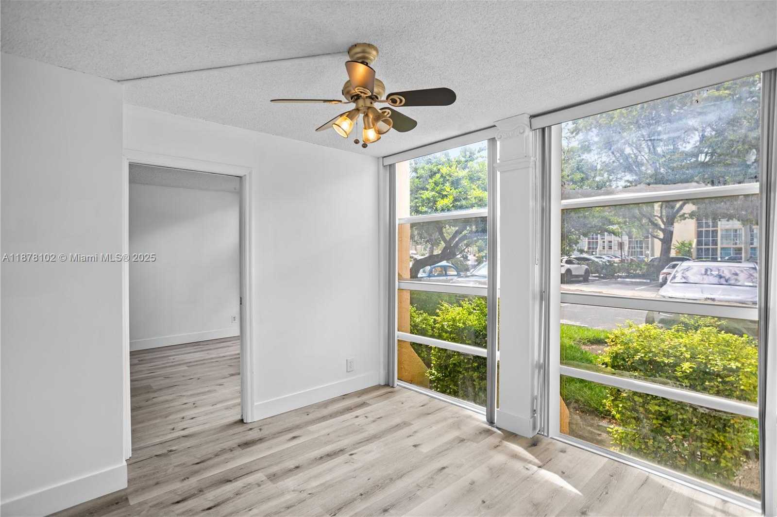 Small Image of 2101 ATLANTIC SHORES BLVD #107, Hallandale Beach Number 28