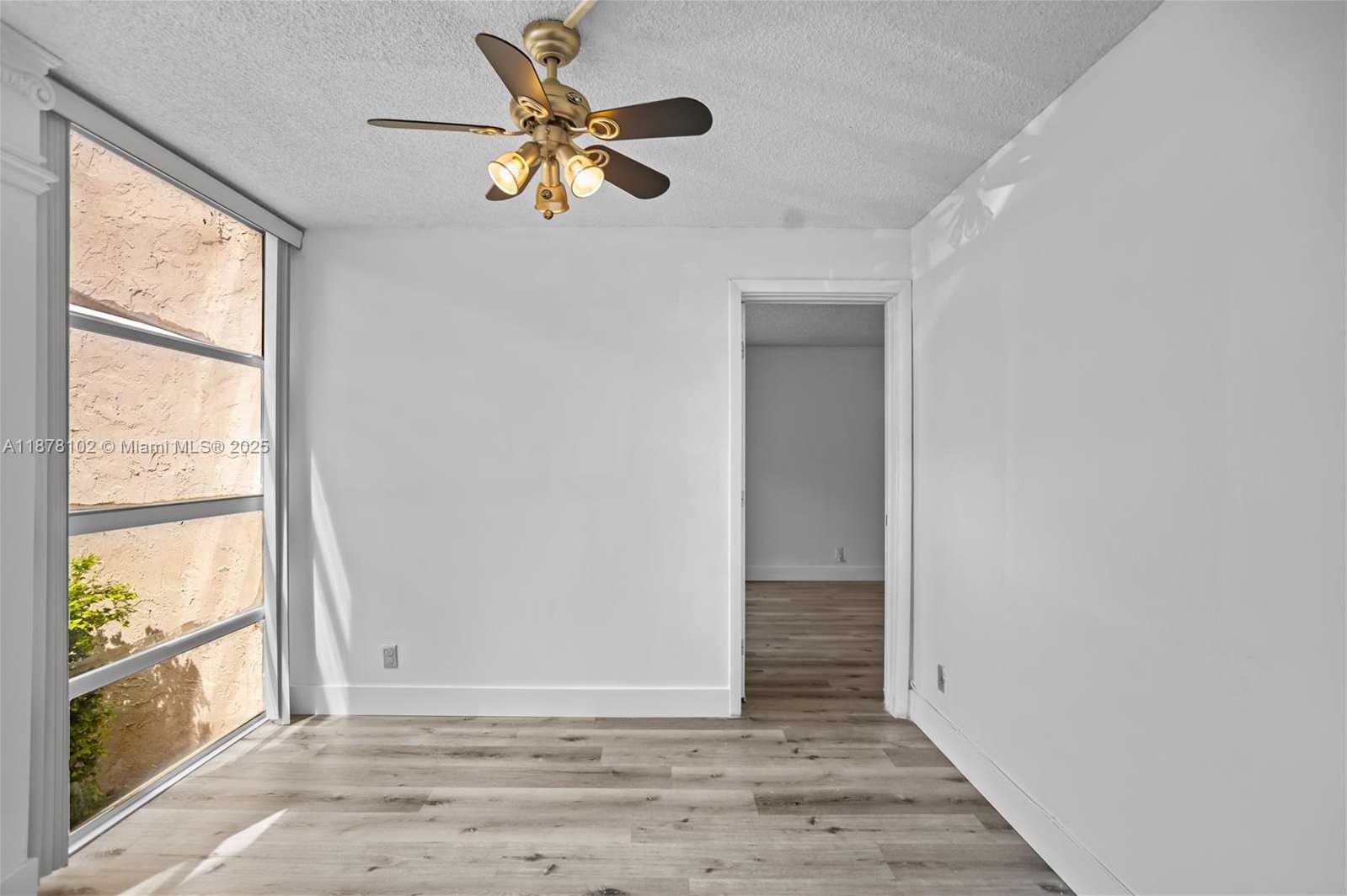 Small Image of 2101 ATLANTIC SHORES BLVD #107, Hallandale Beach Number 30